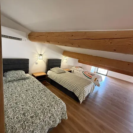 Tatil Evi Large Modern Provencal House - 12 People *
