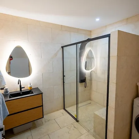 Large Modern Provencal House - 12 People *